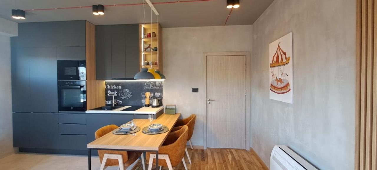 Stylish One Bedroom Apartment Podgorica Eksteriør bilde